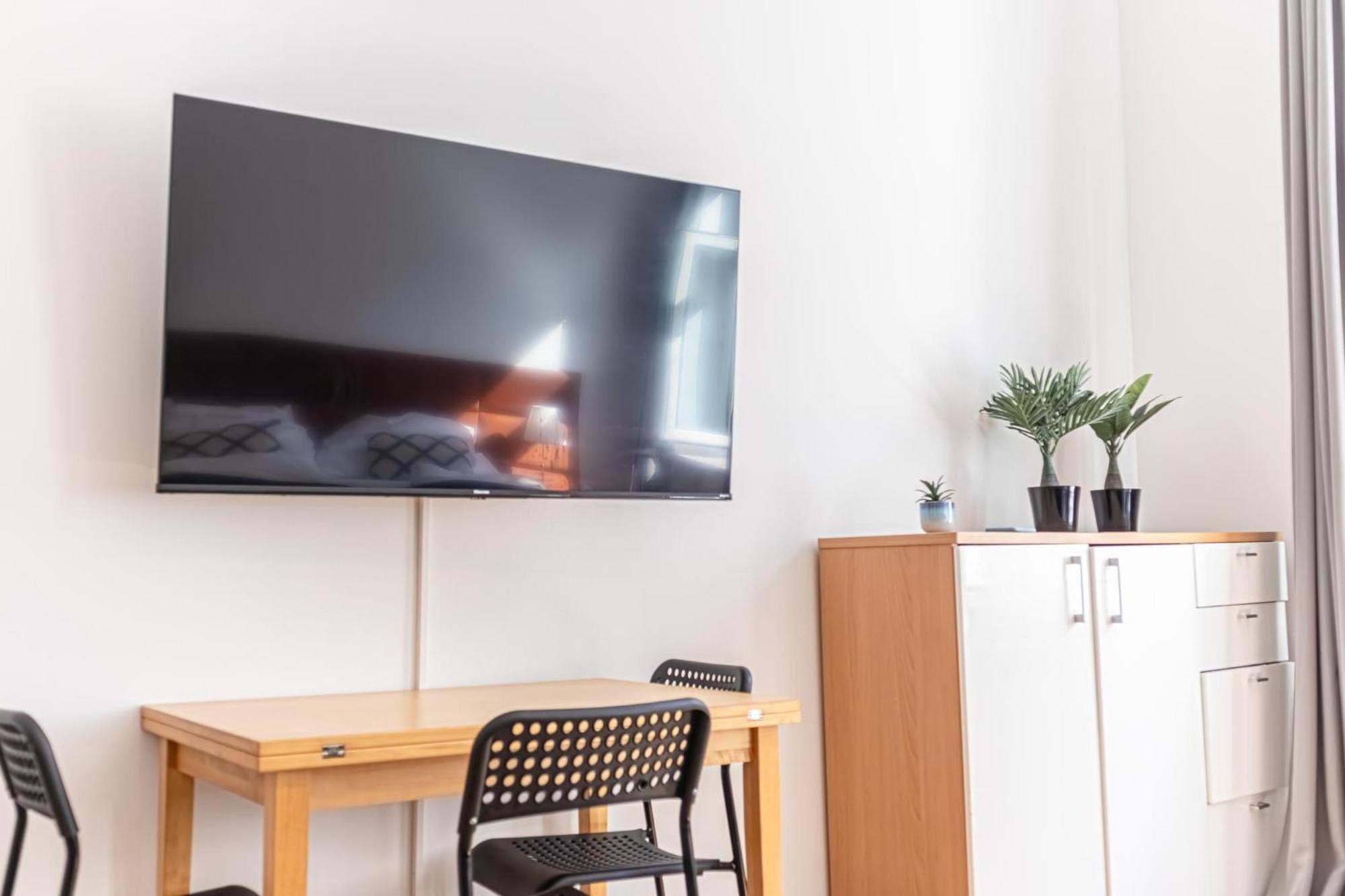 Beautiful 1br With A Great Location * Wenen